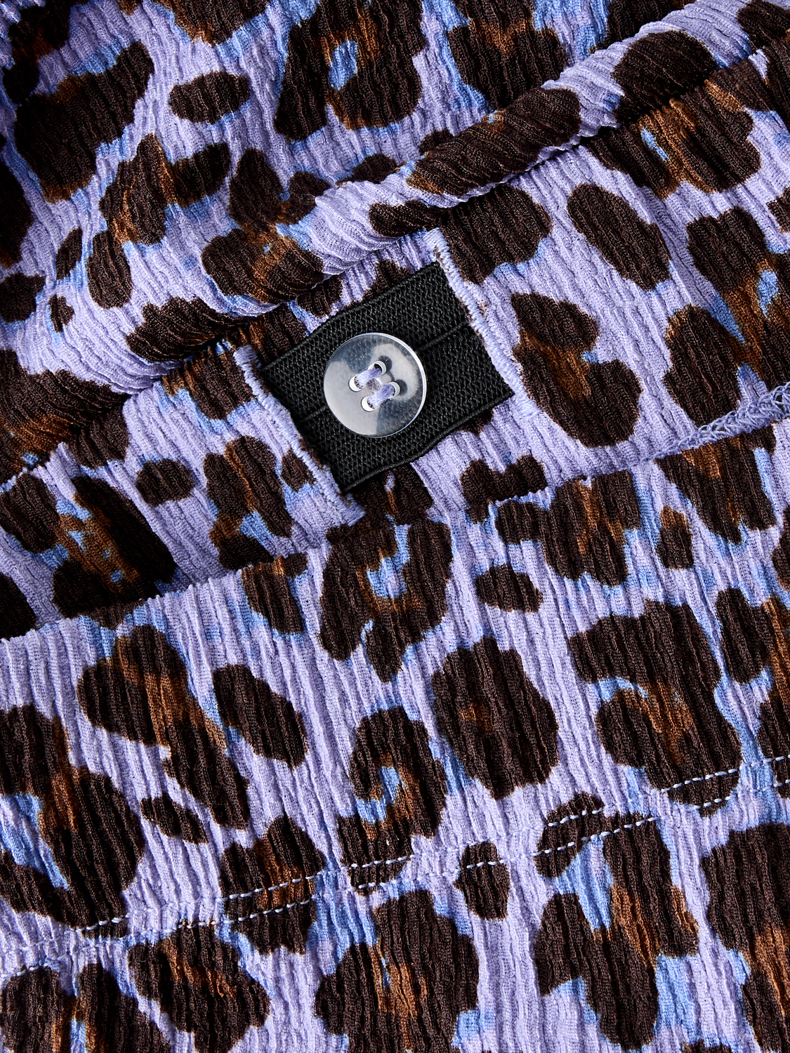 model_shot-front_full